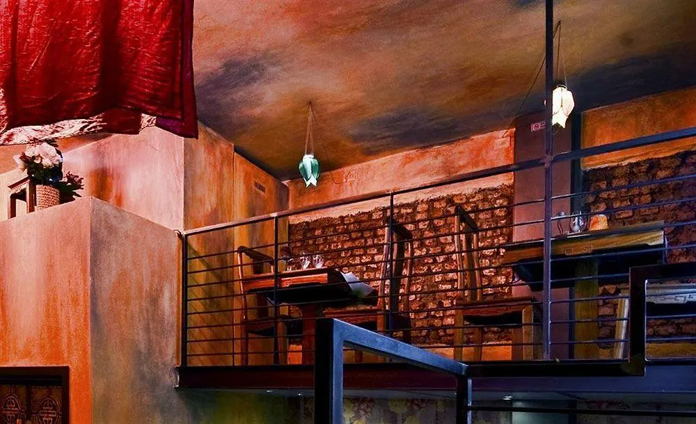 Vietnamonamour Bed & Breakfast Milan 2*,  Italie