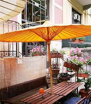 Vietnamonamour Bed & Breakfast Milan 2*,