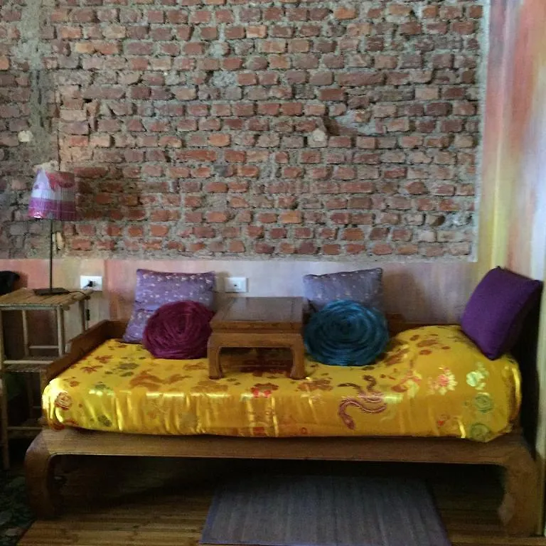 Vietnamonamour Bed & Breakfast Milan 2*,